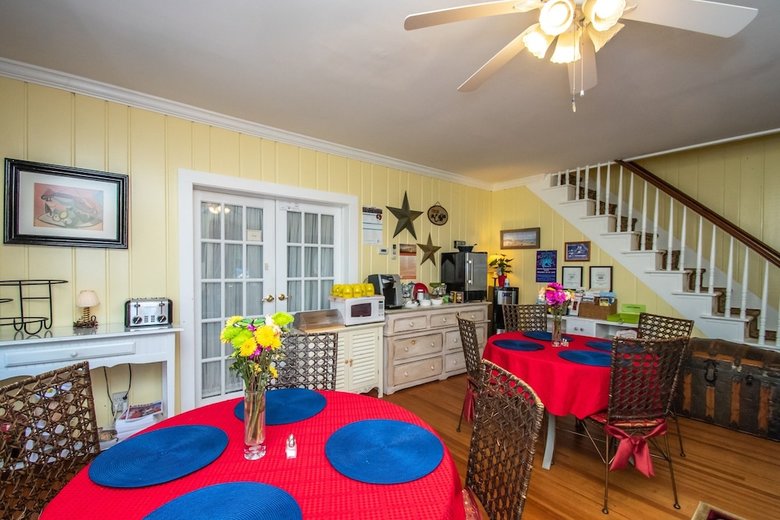 Homestead Bed & Breakfast At Rehoboth