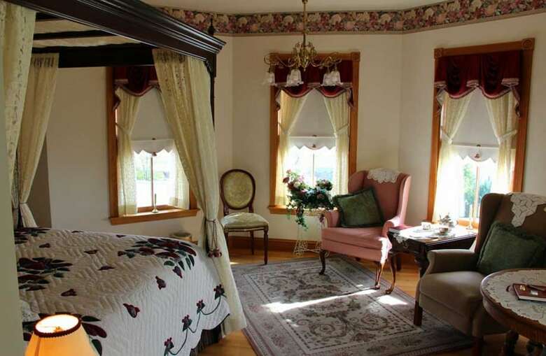 The Hurst House Bed And Breakfast