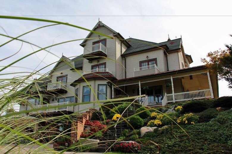 The Hurst House Bed And Breakfast