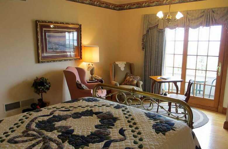 The Hurst House Bed And Breakfast