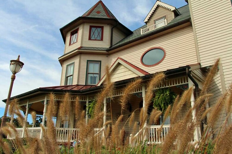 The Hurst House Bed And Breakfast