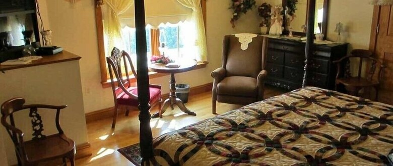 The Hurst House Bed And Breakfast