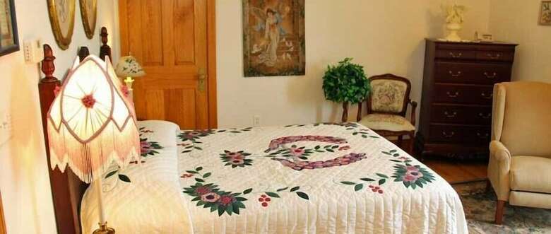 The Hurst House Bed And Breakfast
