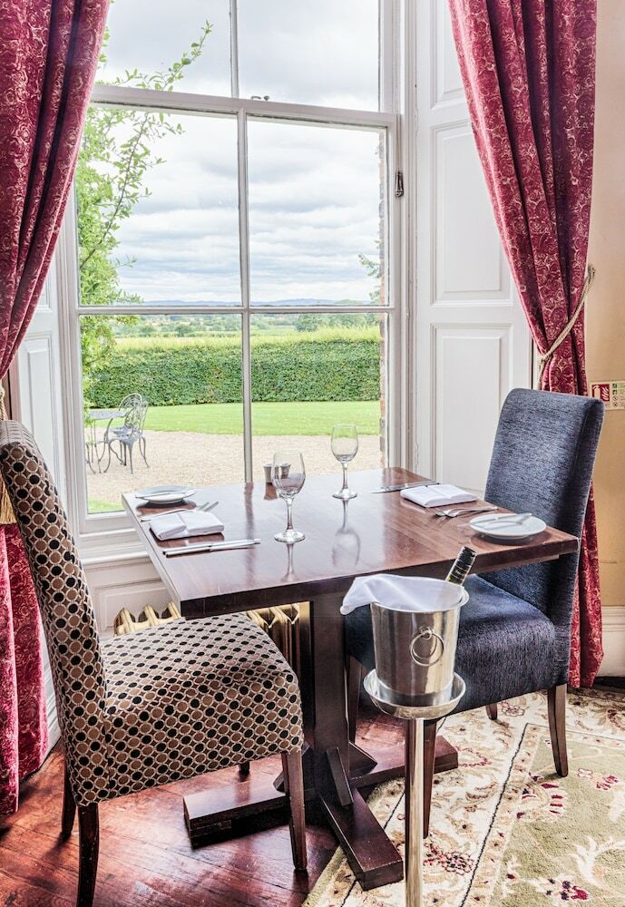 Classic Lodges - Solberge Hall Hotel