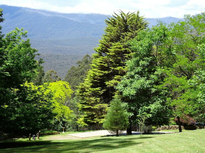 Eagles Nest Luxury Mountain Retreat