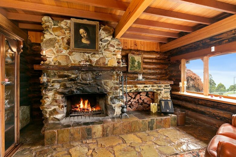 Eagles Nest Luxury Mountain Retreat