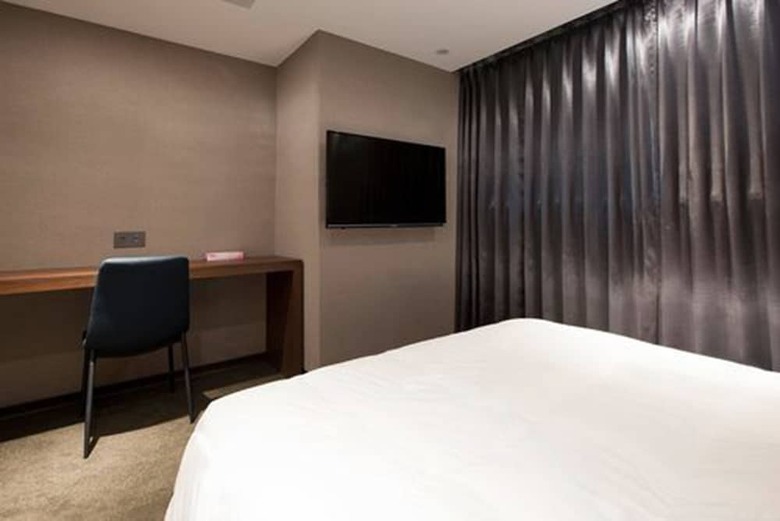 Noble Hotel