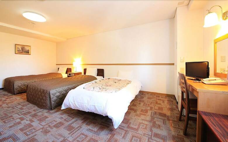 Chofu Urban Hotel