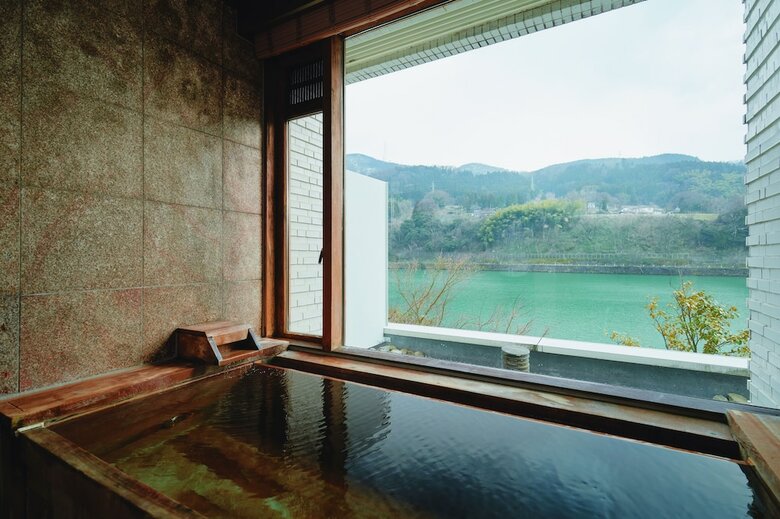 Hotel River Retreat Garaku