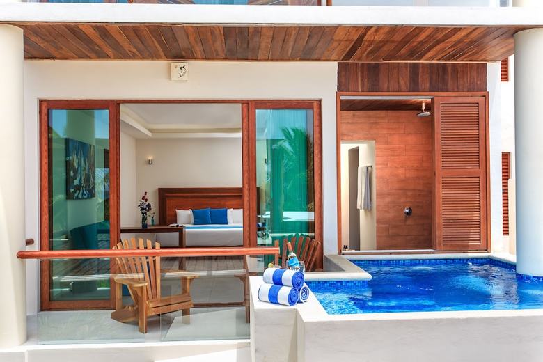 Aqua Star Hotel & Apartments