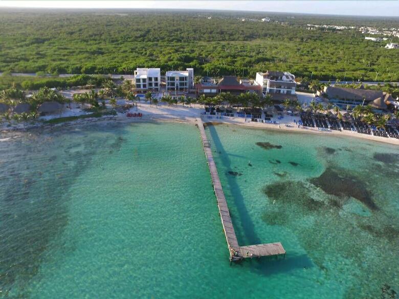 Aqua Star Hotel & Apartments