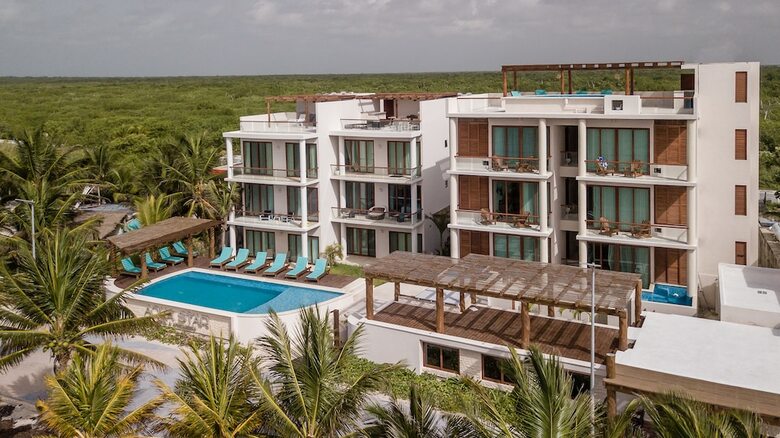 Aqua Star Hotel & Apartments