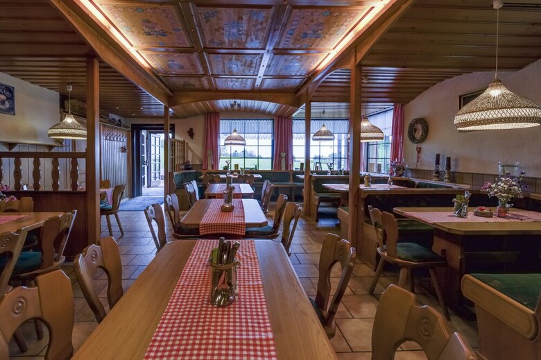 Berggasthof & Hotel Hinterrod