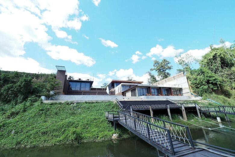 Hotel The River Life Resort