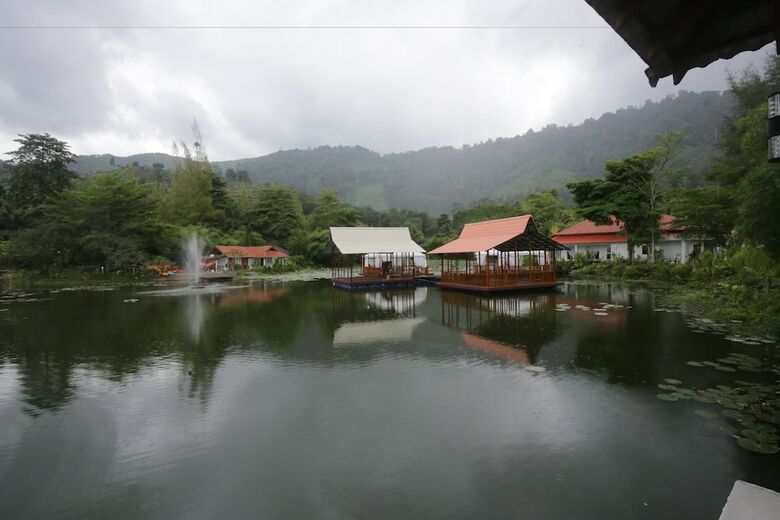 Benum Hill Resort