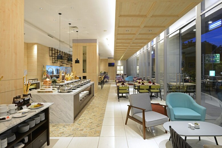 Hotel Midtown Residence Surabaya