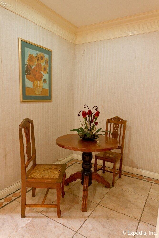 Hotel Crown Regency Residences - Cebu