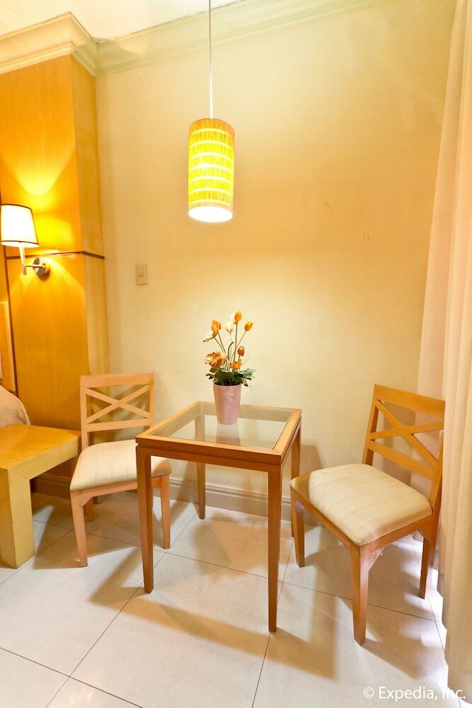 Hotel Crown Regency Residences - Cebu