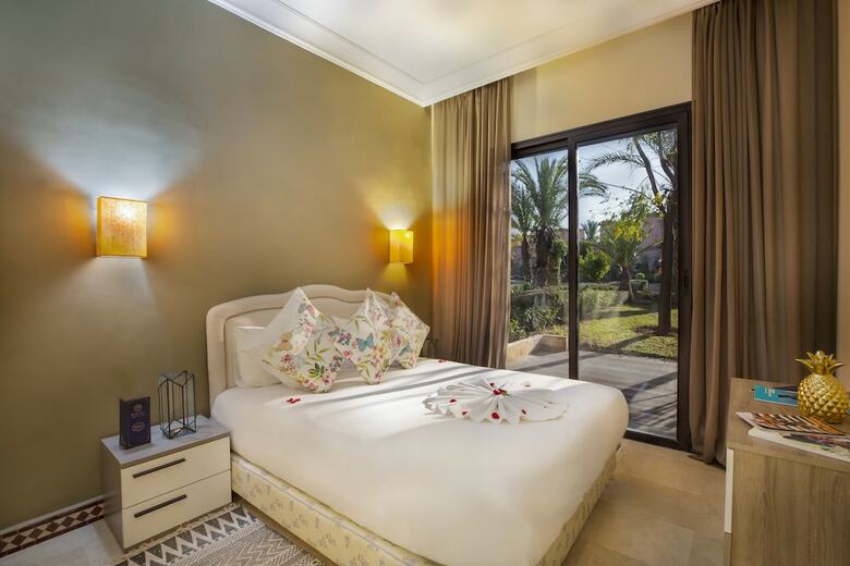 Malaya Suites & Villas