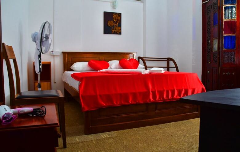 Hotel Walawwa Dutch House