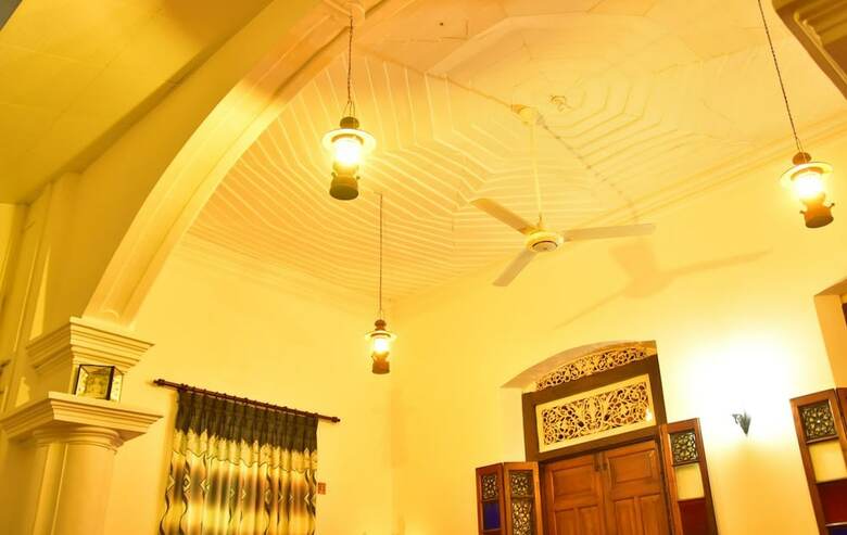 Hotel Walawwa Dutch House