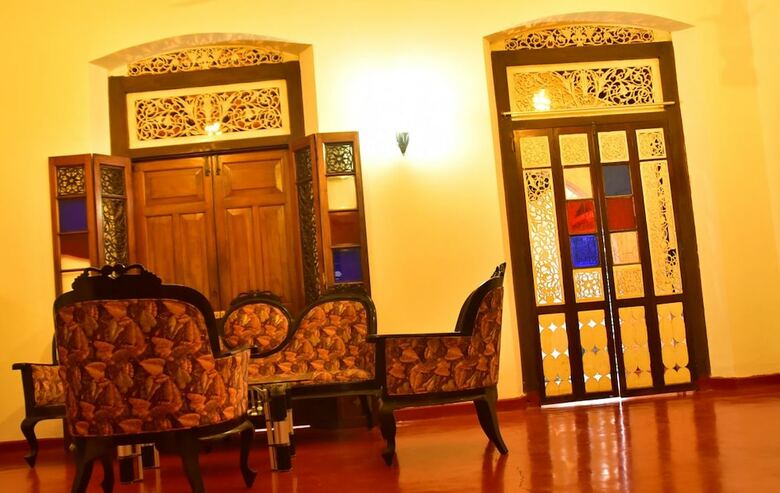 Hotel Walawwa Dutch House
