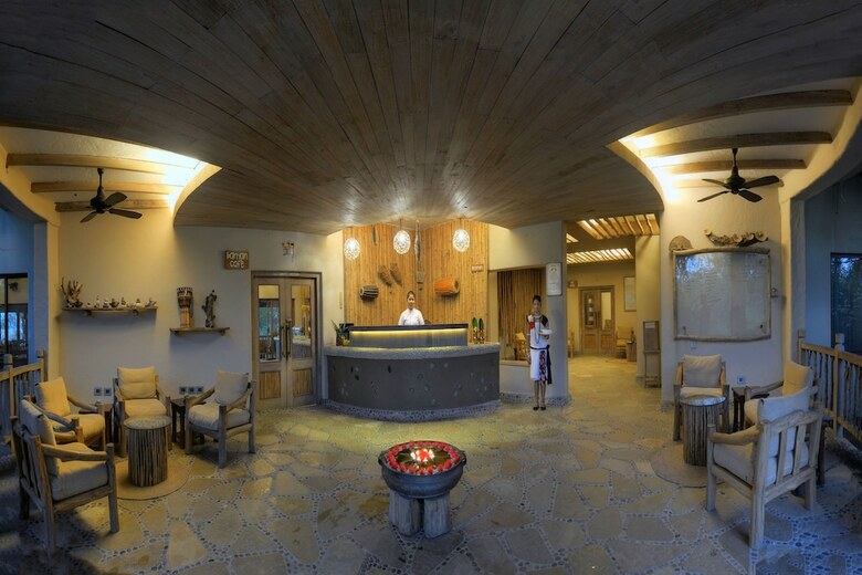 Hotel Barahi Jungle Lodge