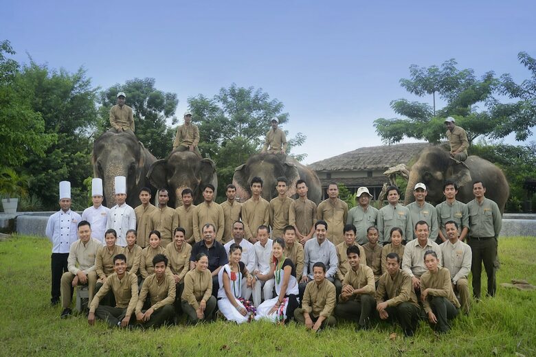 Hotel Barahi Jungle Lodge