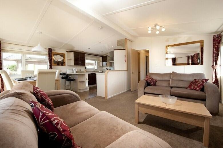 Sandy Meadows Lodge Park
