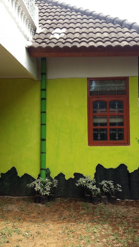 Hostal Morotai Camp Hostel -adult Only