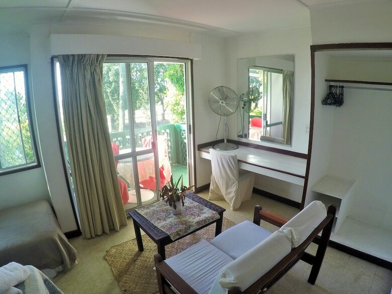 Hotel The Friendly Islander (Papiloa's Place)