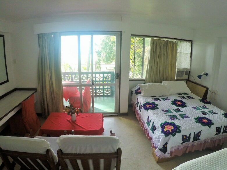 Hotel The Friendly Islander (Papiloa's Place)