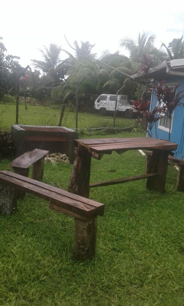 Hotel The Friendly Islander (Papiloa's Place)