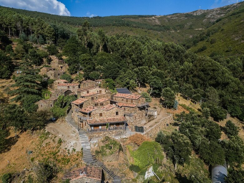 Agroturismo Cerdeira - Home For Creativity