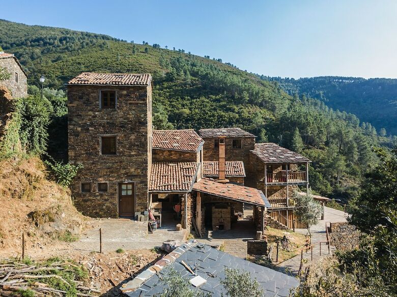 Agroturismo Cerdeira - Home For Creativity
