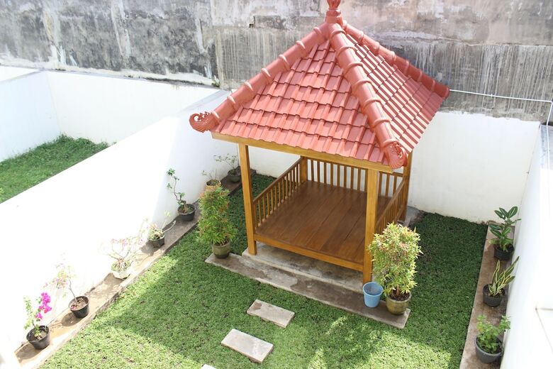 Villa Sierra Guest House