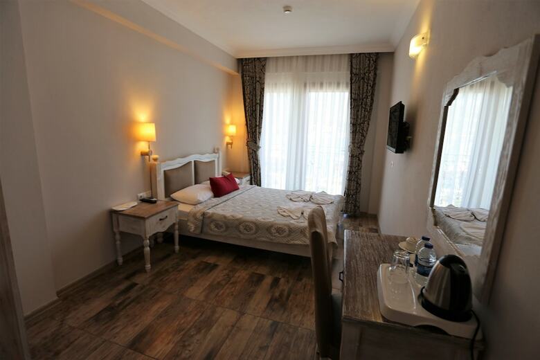 Cennet Life Hotel