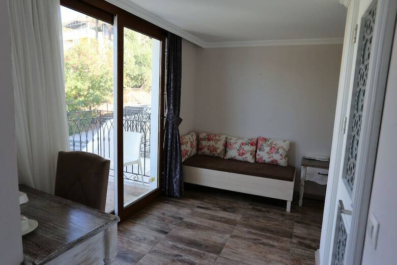 Cennet Life Hotel