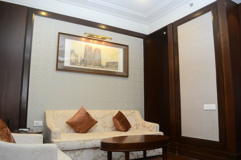 Hotel Sheraton Grand Palace Indore