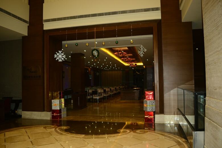 Hotel Sheraton Grand Palace Indore