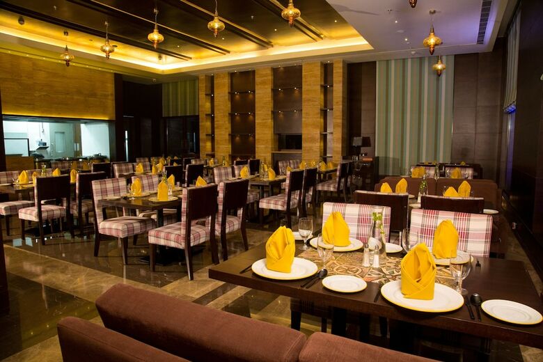 Hotel Sheraton Grand Palace Indore