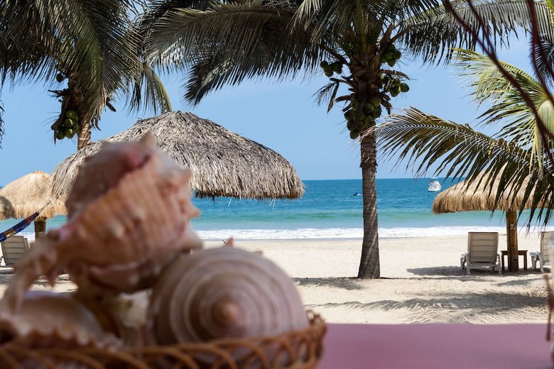 Hotel Punta Sal Suites & Bungalows Resort