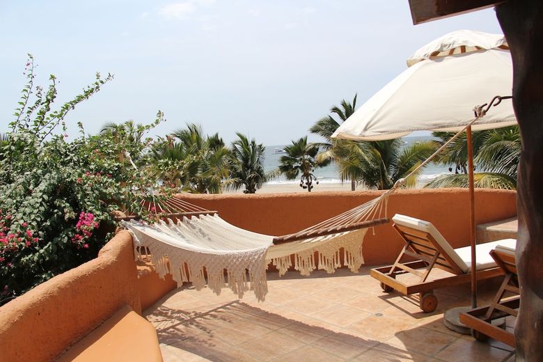 Hotel Punta Sal Suites & Bungalows Resort
