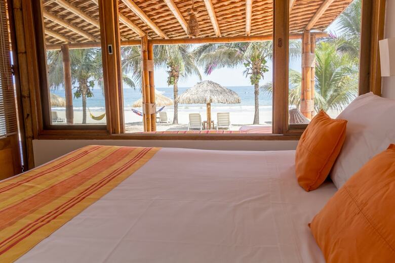 Hotel Punta Sal Suites & Bungalows Resort