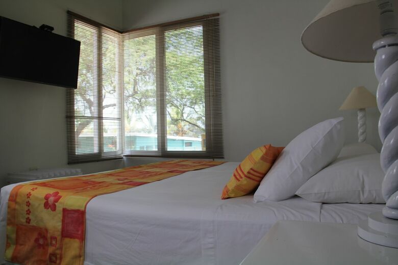 Hotel Punta Sal Suites & Bungalows Resort