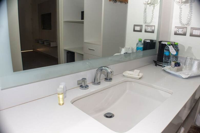 Hotel Punta Sal Suites & Bungalows Resort