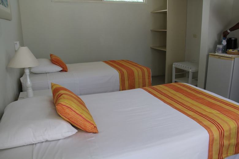 Hotel Punta Sal Suites & Bungalows Resort
