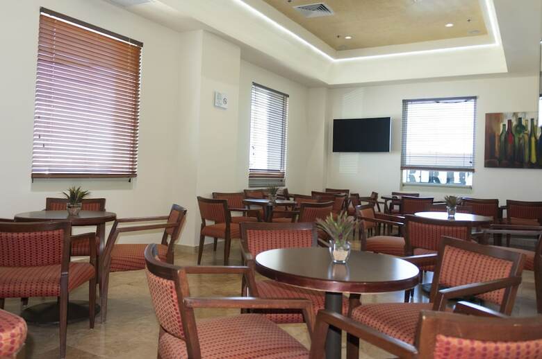 Hotel Aeropuerto Los Cabos