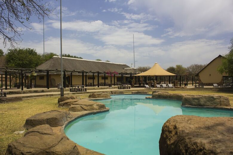 Posada Thabaledi Game Lodge