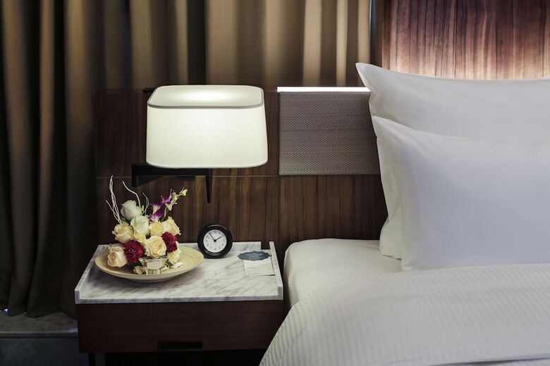 The Lotus Hotel Chongqing